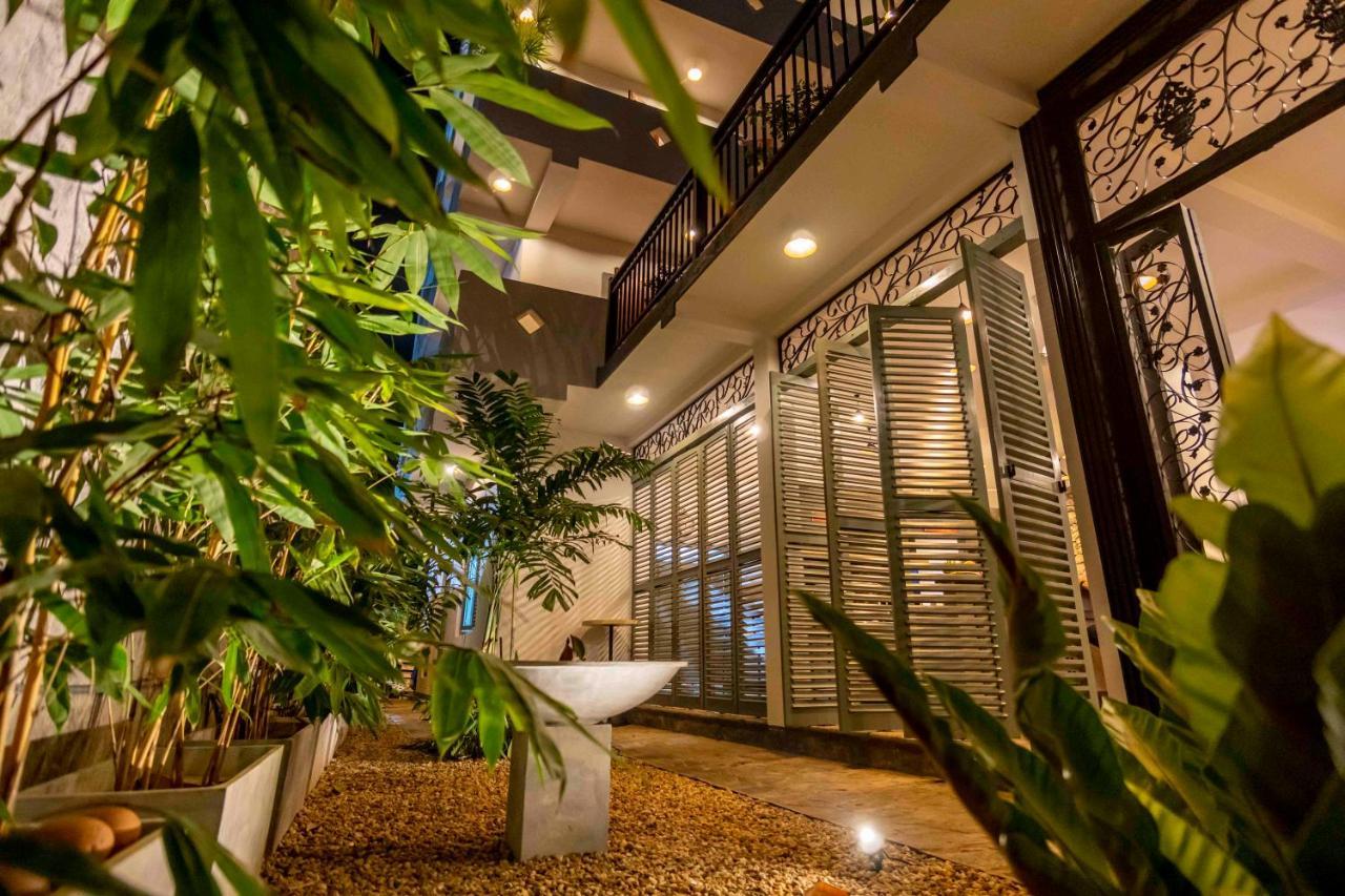 Brixia Cafe & Guest Bed & Breakfast Galle Bagian luar foto